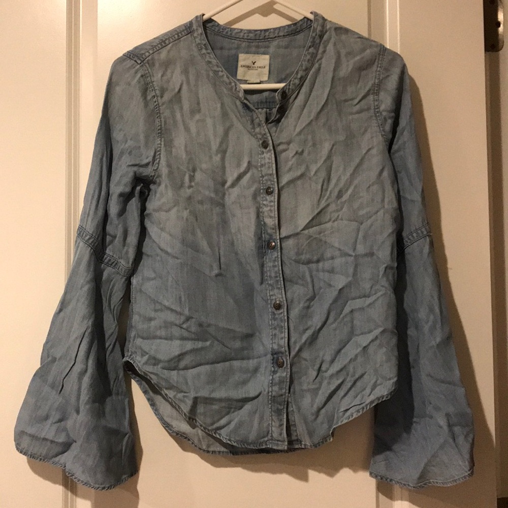 Bell sleeve blouse